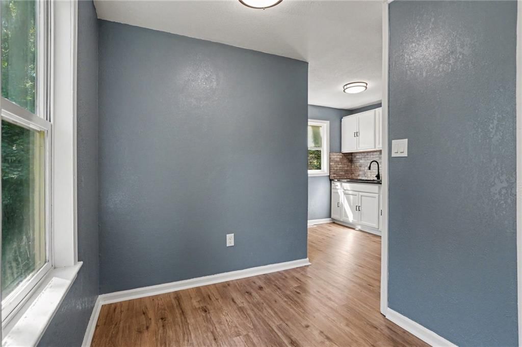 5129 Freeman Avenue — photo 10