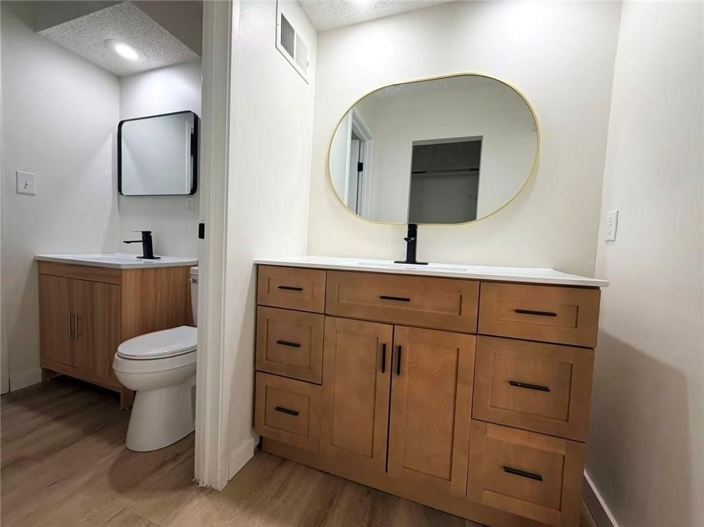 8051 N Stoddard Avenue — photo 5