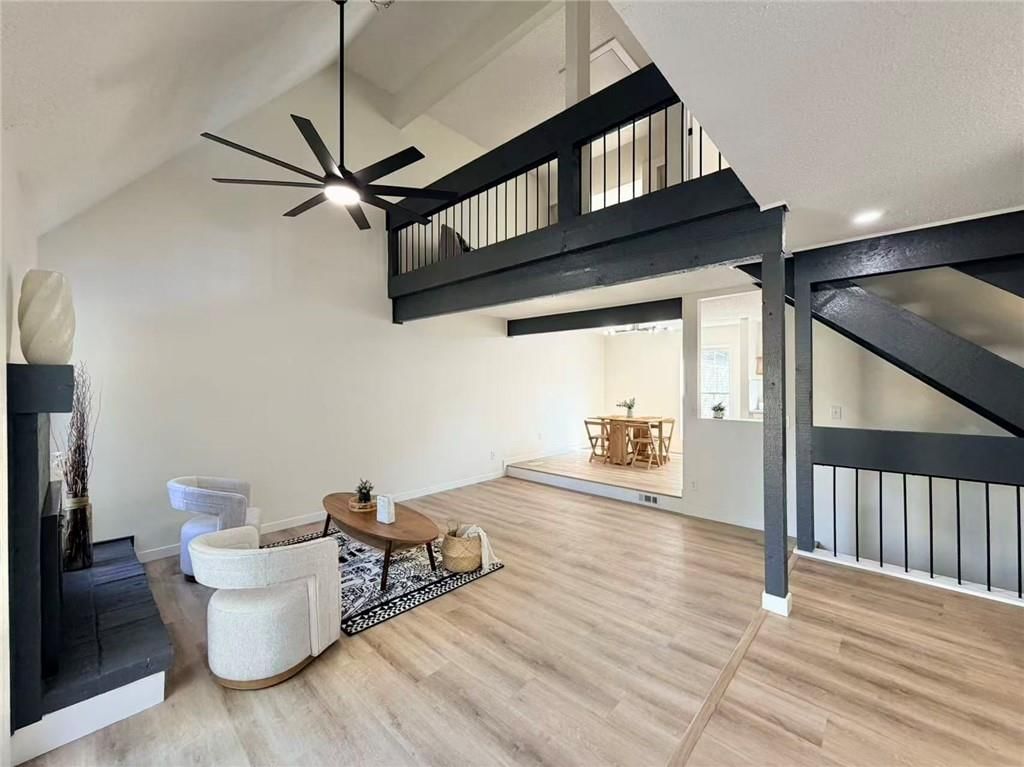 8051 N Stoddard Avenue — photo 9
