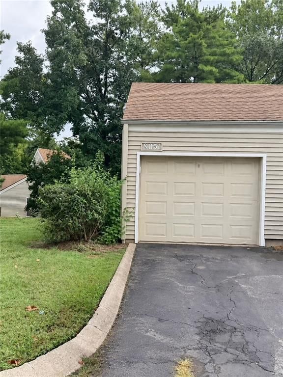 8051 N Stoddard Avenue — photo 33