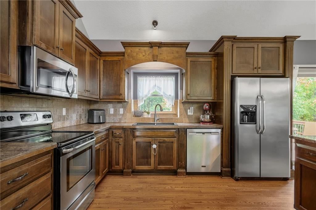 Photo 7 of 58, 9025 SW 10th Street, Blue Springs, MO 64064
