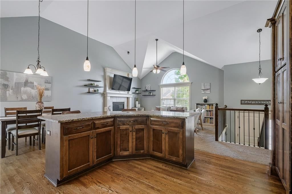 Photo 8 of 58, 9025 SW 10th Street, Blue Springs, MO 64064