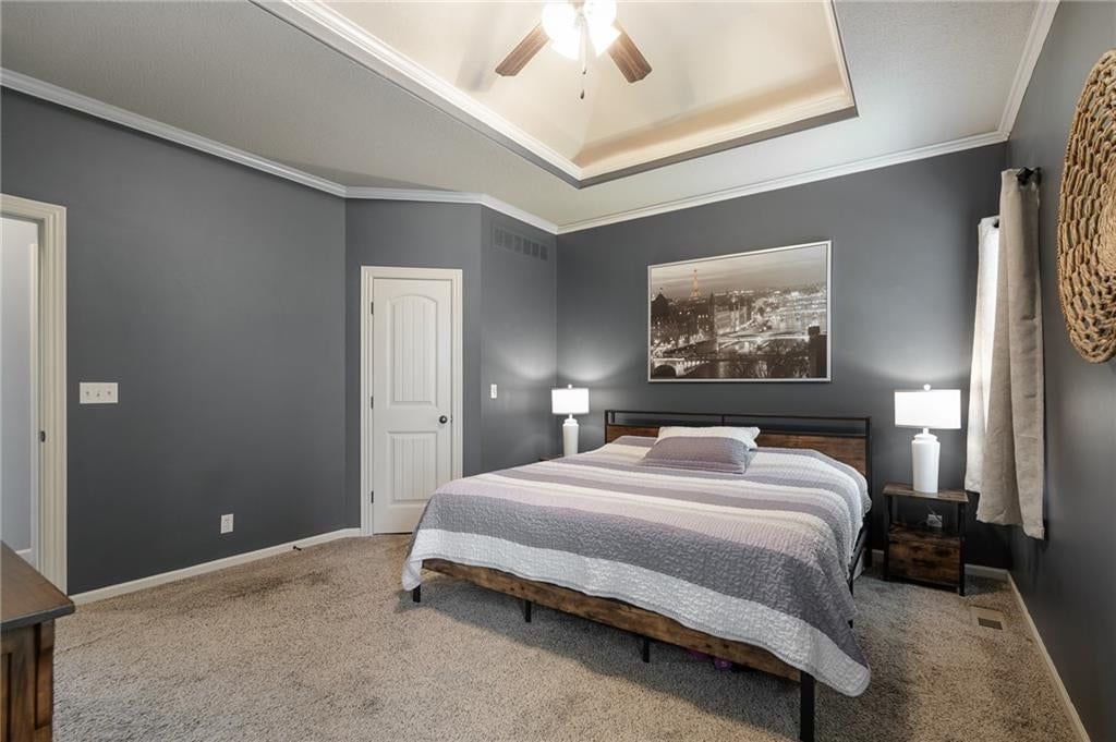 Photo 21 of 58 - 9025 SW 10th Street, Blue Springs, MO 64064