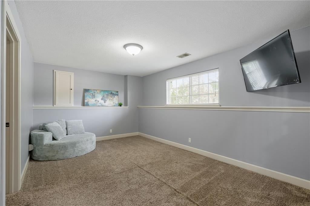 Photo 35 of 58 - 9025 SW 10th Street, Blue Springs, MO 64064