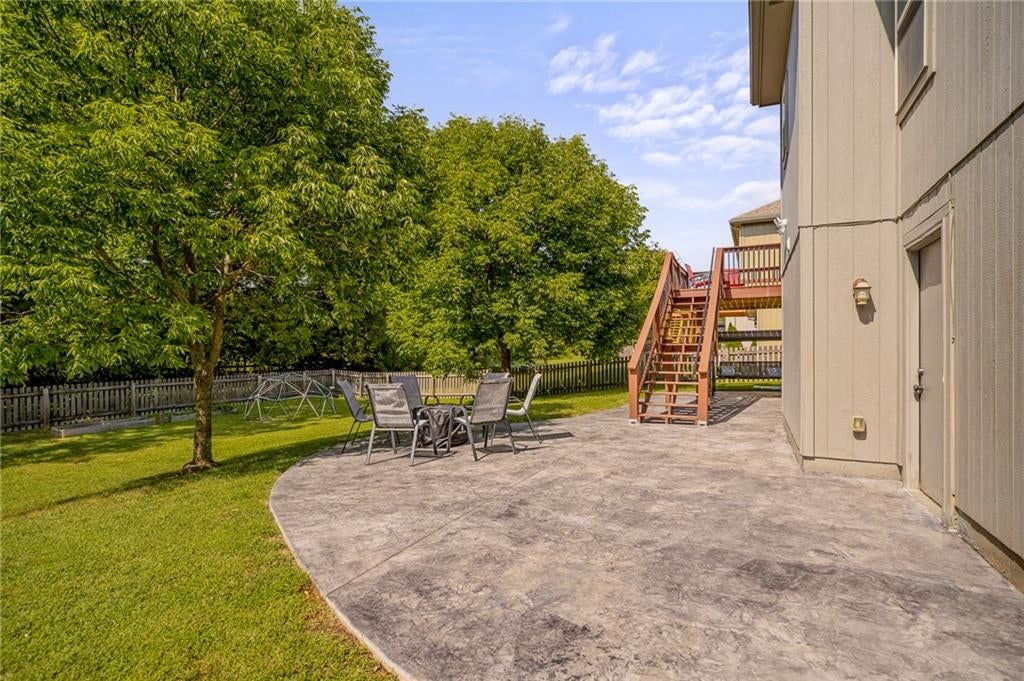 Photo 43 of 58 - 9025 SW 10th Street, Blue Springs, MO 64064
