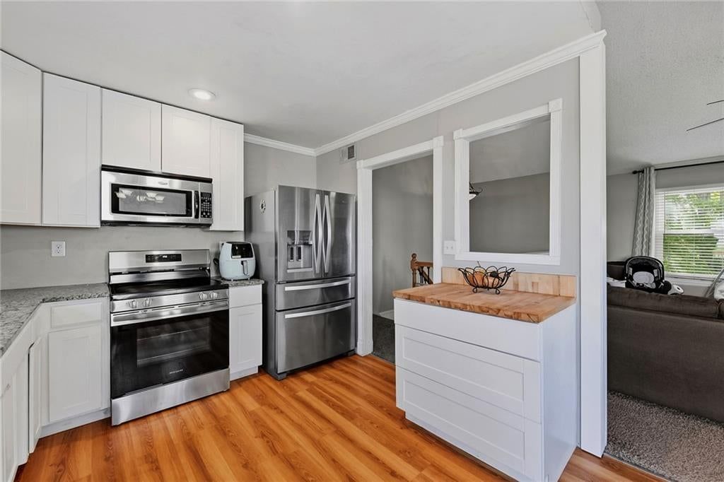 619 SE Joel Avenue — photo 16
