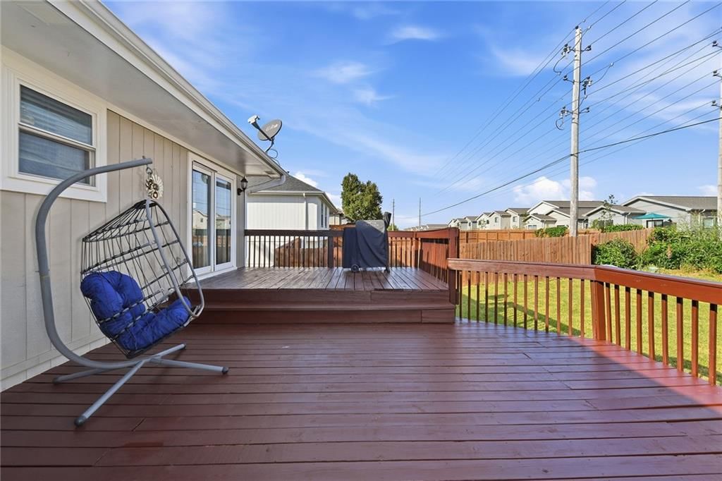 619 SE Joel Avenue — photo 33