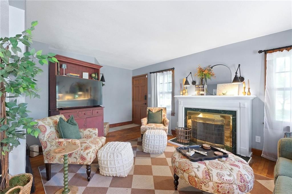 709 N Allen Road, Independence, MO: listing photo 3