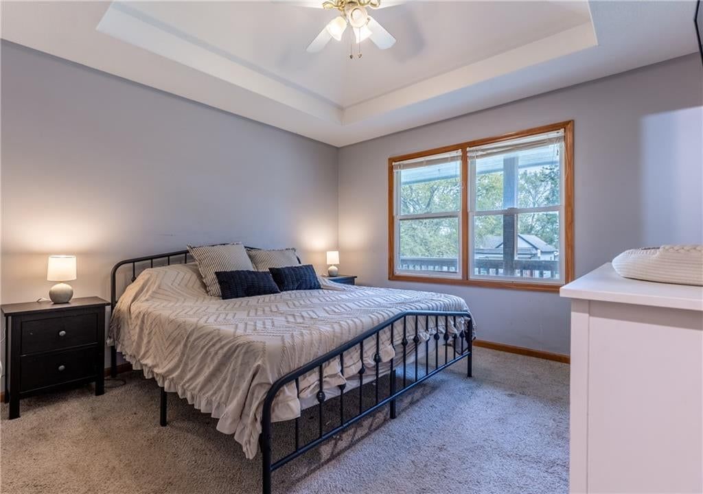 407 W Peoria Street — photo 20
