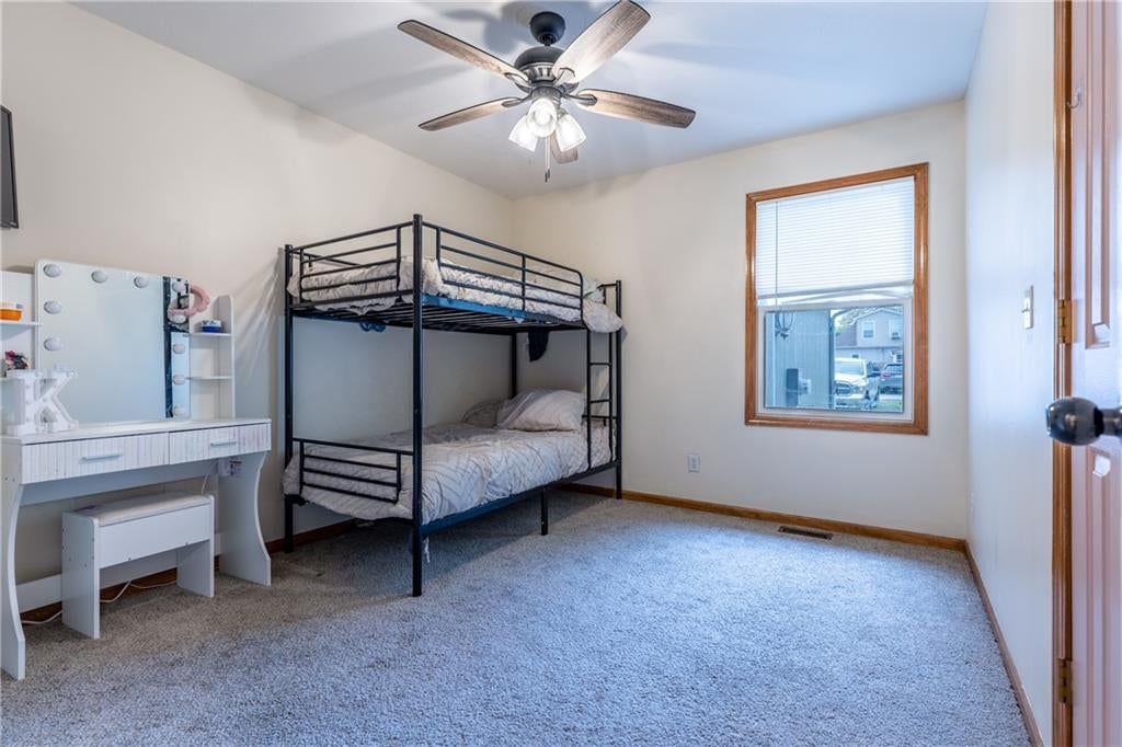 407 W Peoria Street — photo 27
