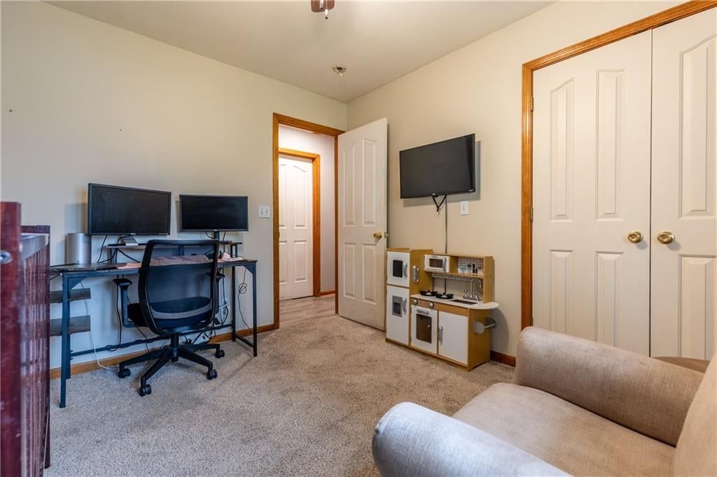 407 W Peoria Street — photo 30