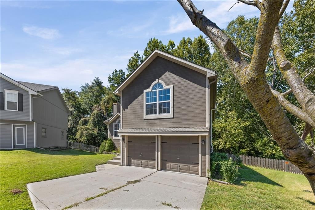 1117 Meadowlark Lane, Liberty, MO: listing photo 3