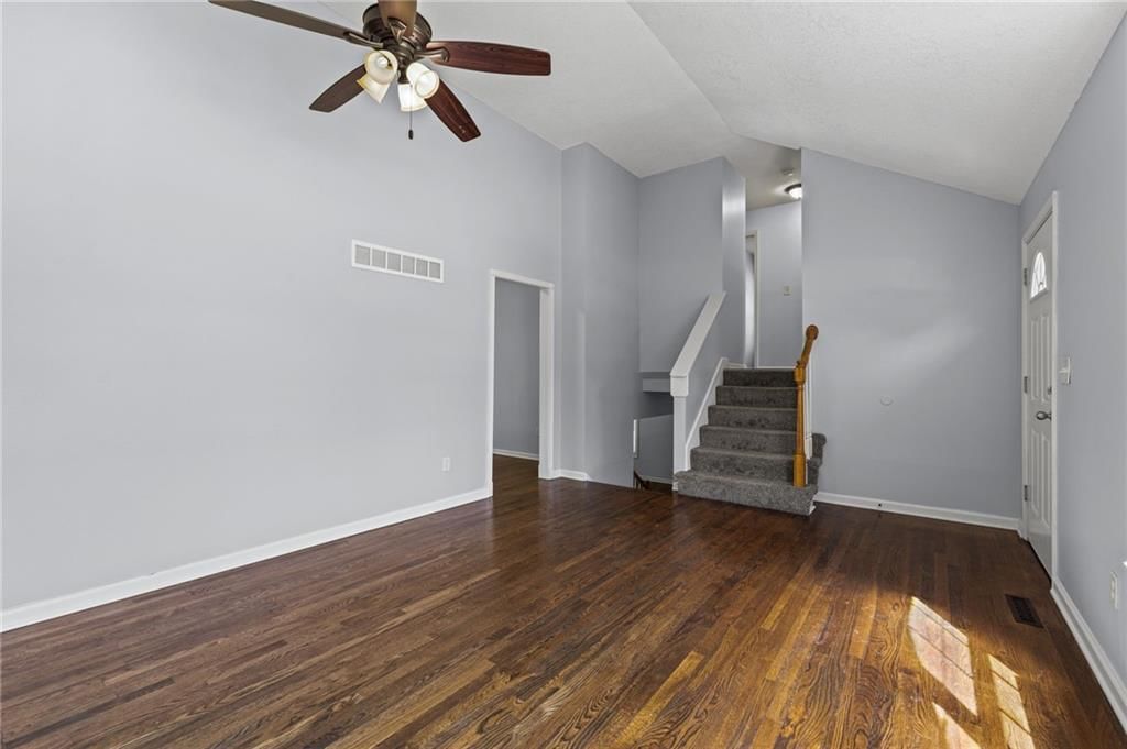 Photo 5 of 39, 1117 Meadowlark Lane, Liberty, MO 64068