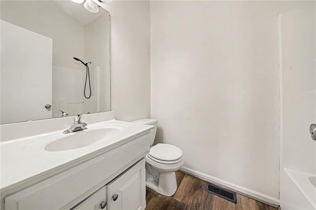 11010 N Booth Avenue — photo 10