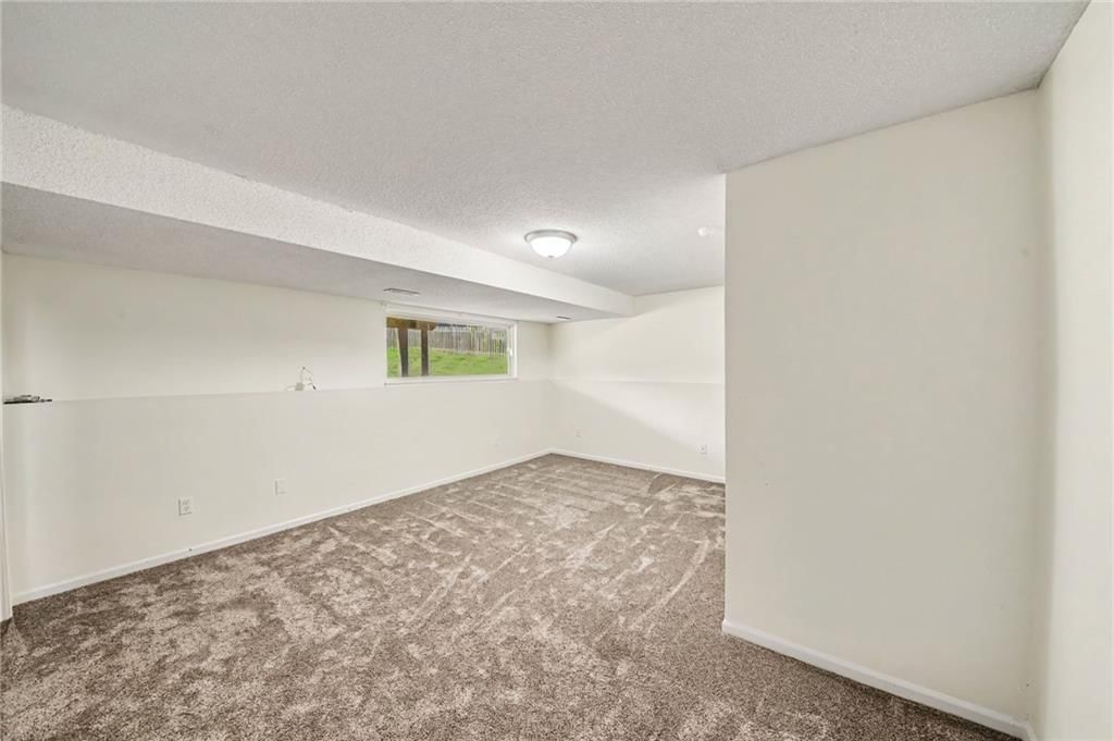 11010 N Booth Avenue — photo 13