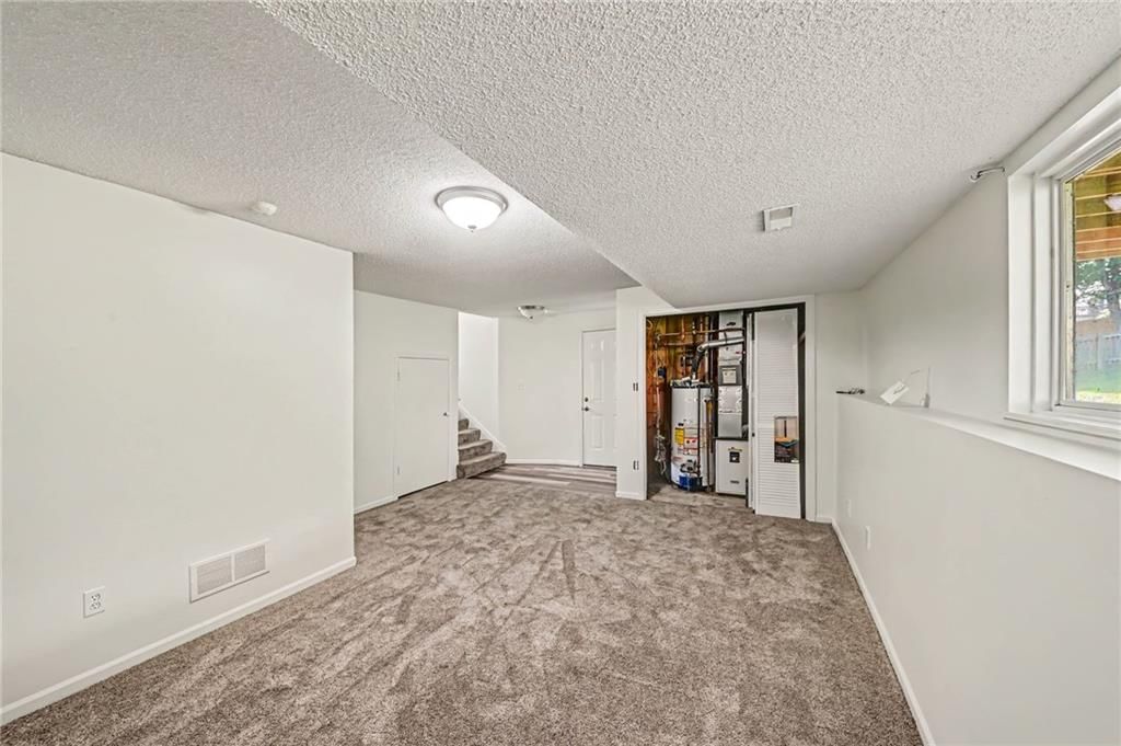 11010 N Booth Avenue — photo 14