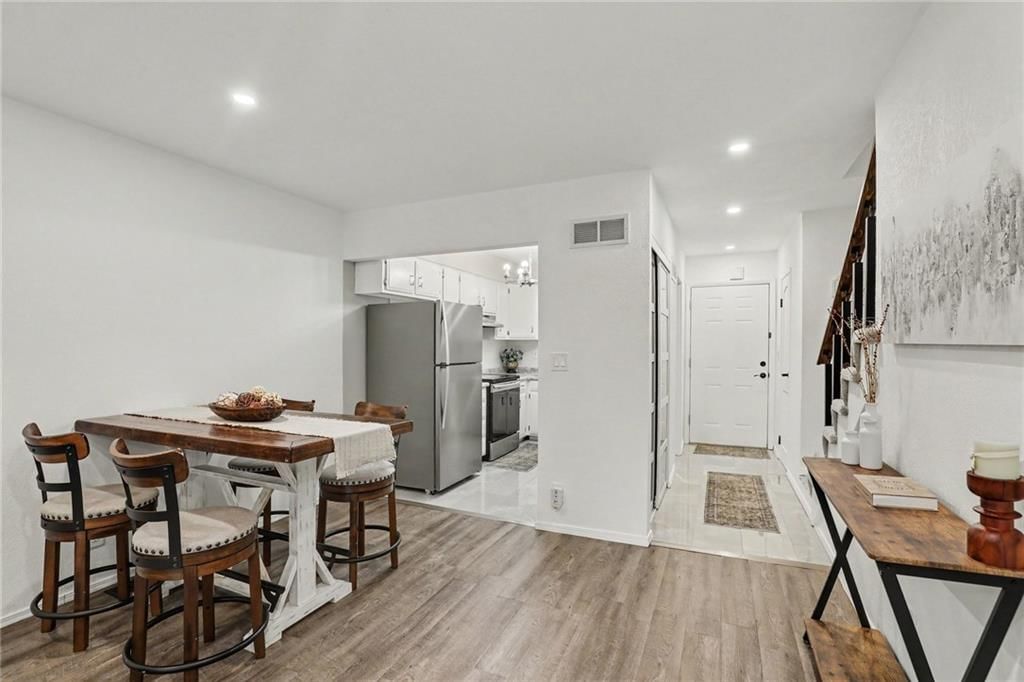 6924 NW Chapel Woods Lane — photo 9