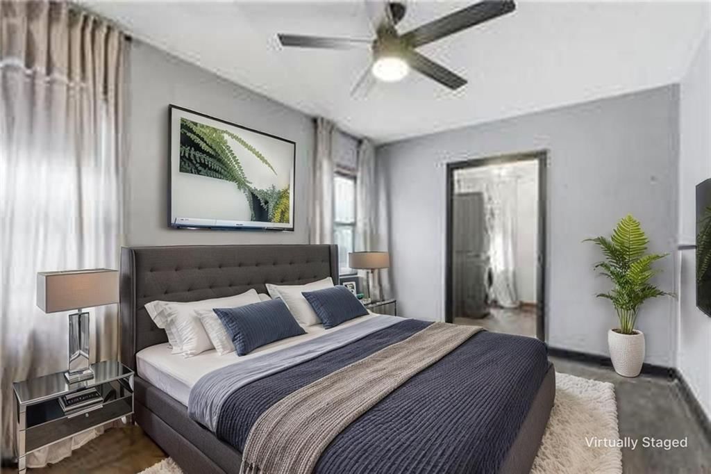 Photo 5 of 40 - 1811 Pendleton Avenue, Kansas City, MO 64124