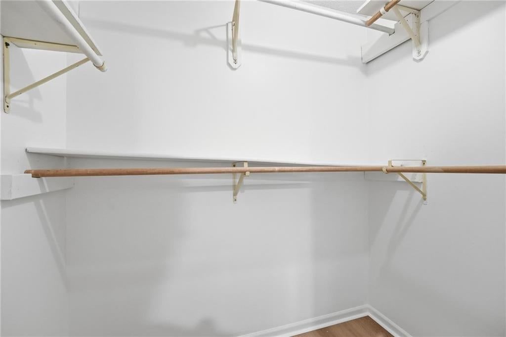 2004 E 144th Terrace — photo 15