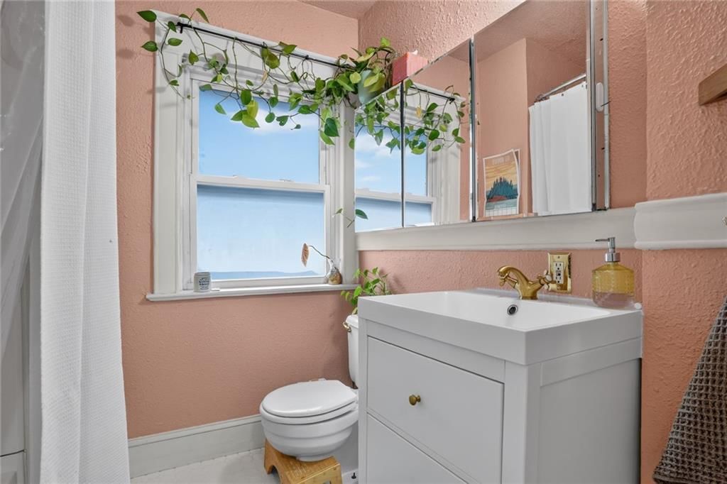 140 Kensington Avenue — photo 15