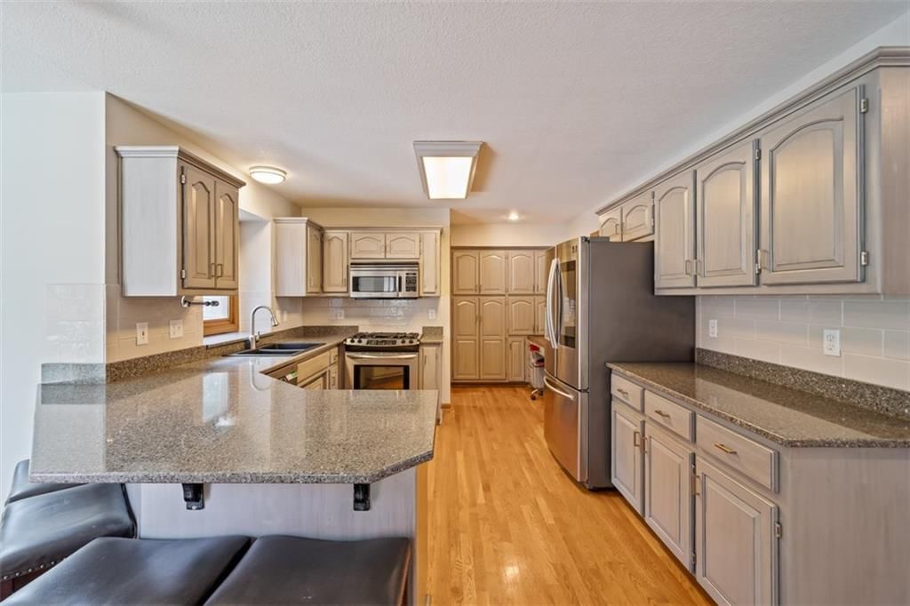 18912 E 33rd Terrace Court — photo 6