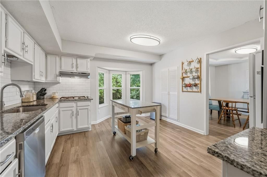 14017 Winchester Court — photo 10