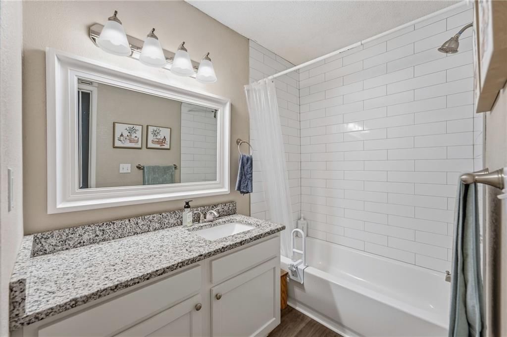 14017 Winchester Court — photo 23