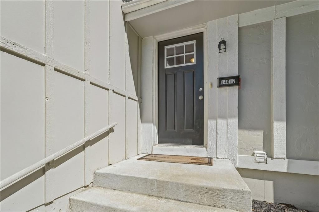 14017 Winchester Court, Grandview, MO: listing photo 3