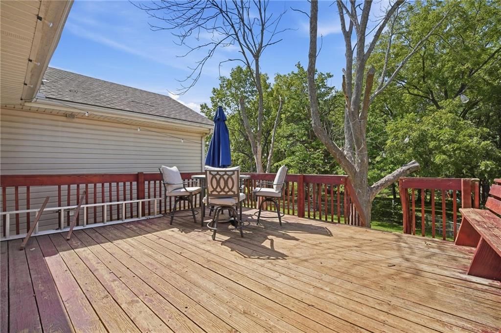 1817 SE Abbey Street — photo 28