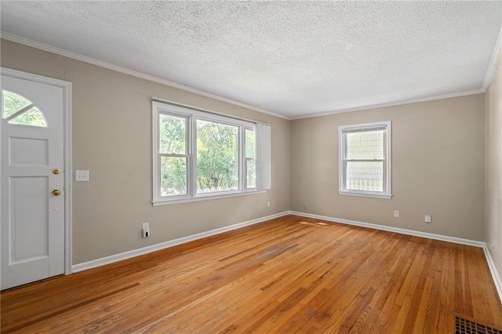 5314 Linden Street — photo 3