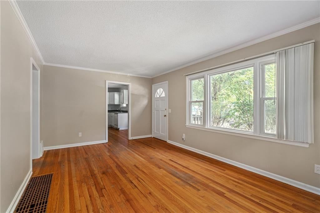 5314 Linden Street — photo 4
