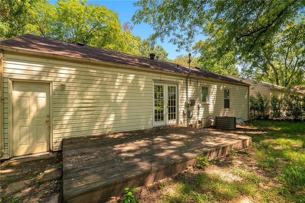 5314 Linden Street — photo 14