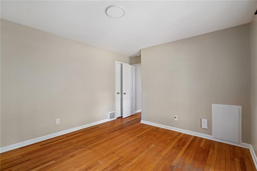 5314 Linden Street — photo 18