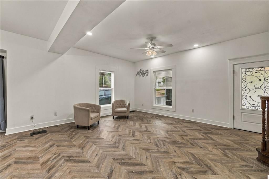 1432 W Walnut Street — photo 15