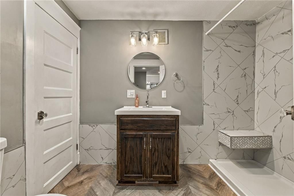 1432 W Walnut Street — photo 19
