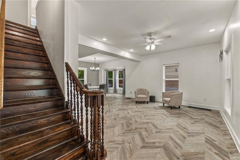 1432 W Walnut Street — photo 20