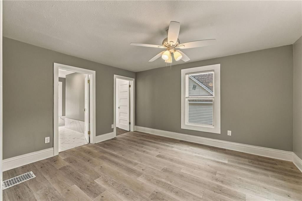 1432 W Walnut Street — photo 22