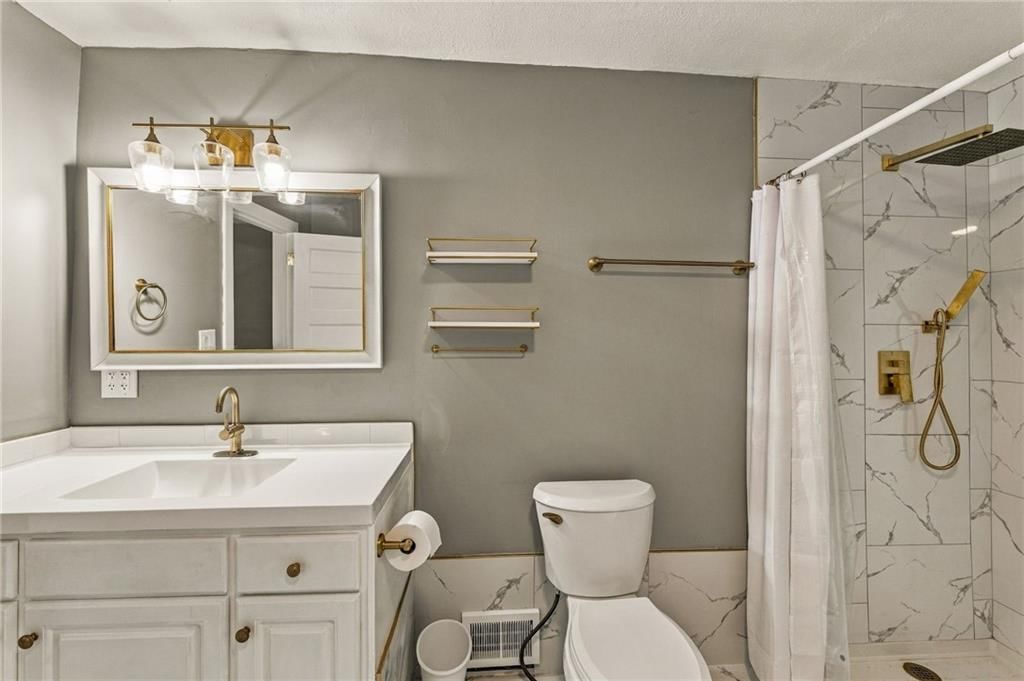 1432 W Walnut Street — photo 26