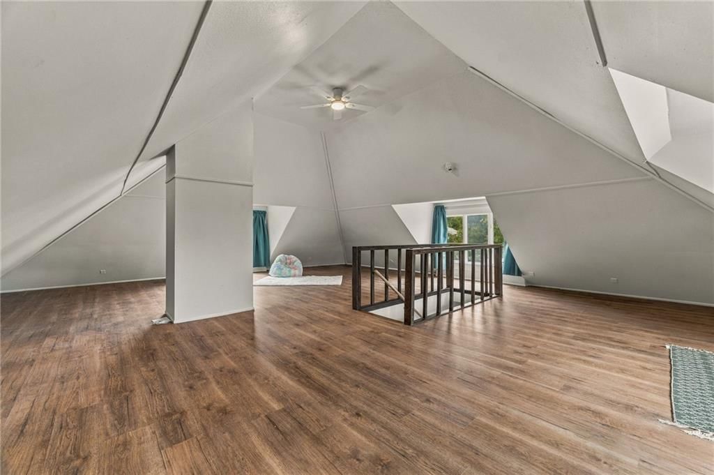 1432 W Walnut Street — photo 36