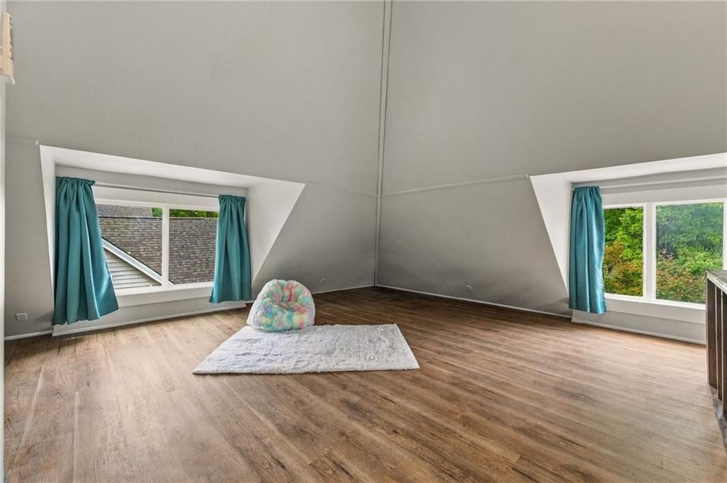 1432 W Walnut Street — photo 38