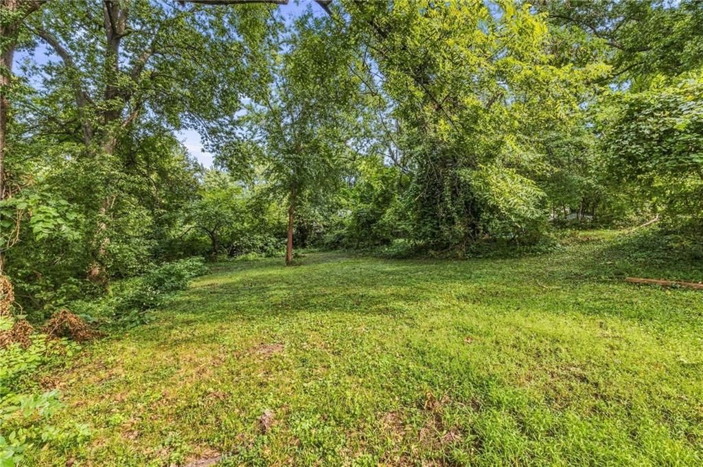 1432 W Walnut Street — photo 47
