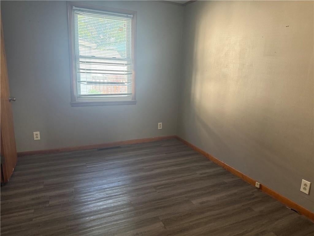 315 E Washington Street — photo 16