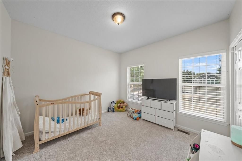 18424 S Juniper Street — photo 14