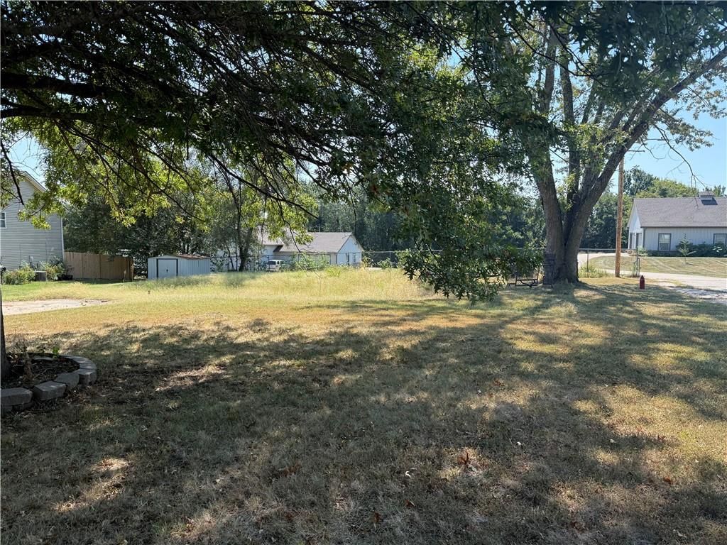 301 10th Ave Circle N — photo 1