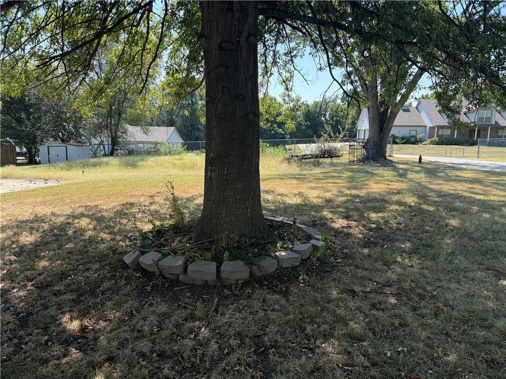 301 10th Ave Circle N — photo 2