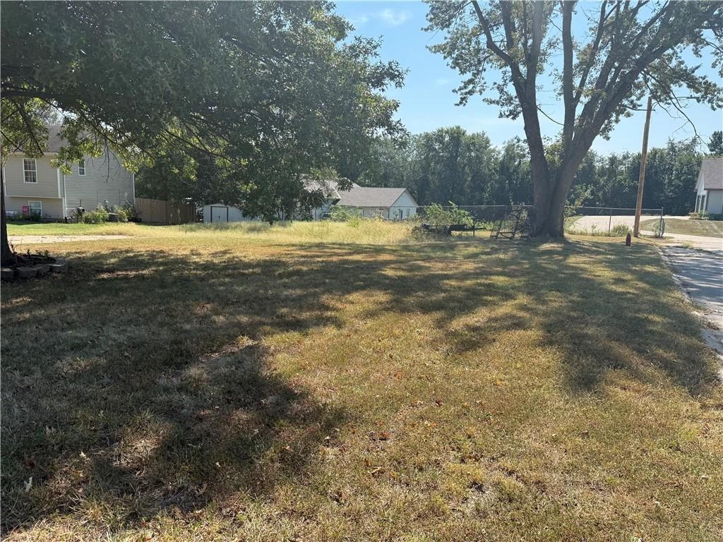 301 10th Ave Circle N — photo 10