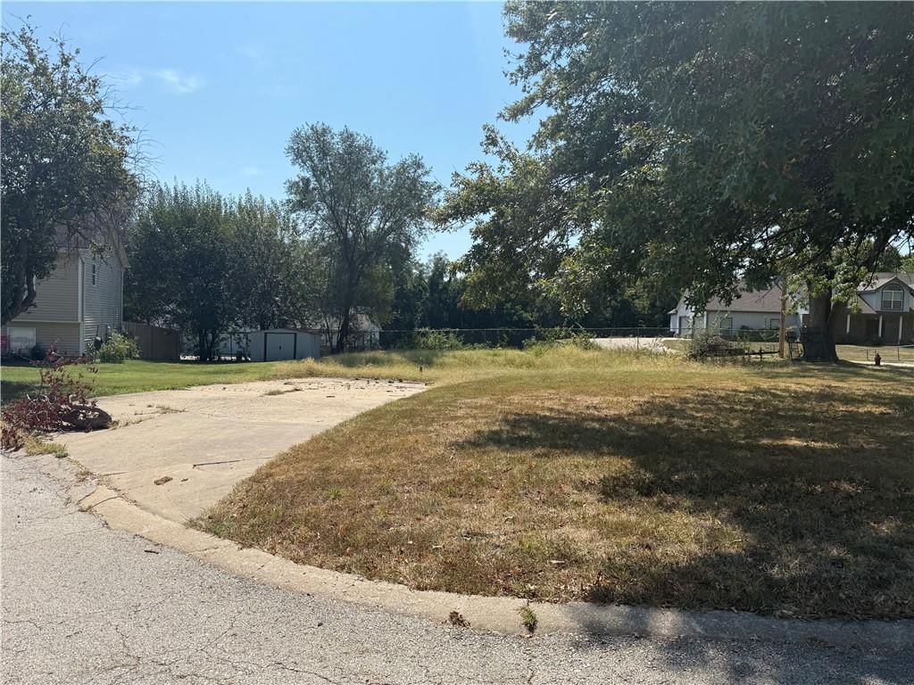 301 10th Ave Circle N — photo 11