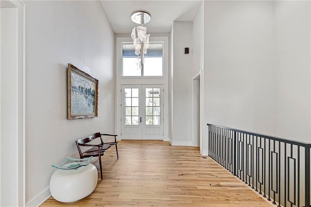 6013 W 137 Street — photo 2