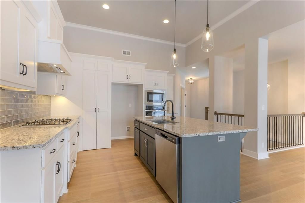 15335 W 161 Street — photo 33
