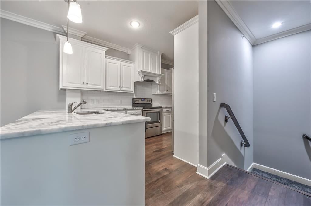 16019 Fontana Street — photo 4